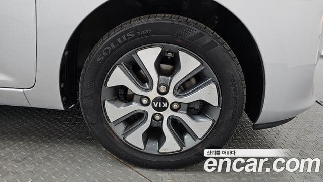 Kia The / новый New Morning Luxury, 2016 все фото