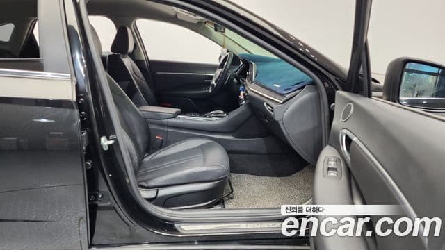 Hyundai Sonata (DN8) Premium Family, 2021 11