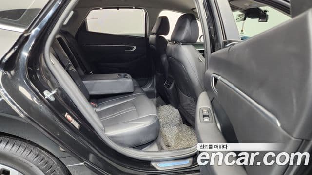 Hyundai Sonata (DN8) Premium Family, 2021 12