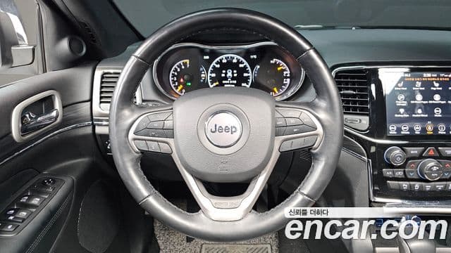 Jeep Grand Cherokee WK2, 2021 13