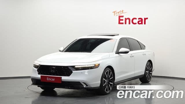 Honda Accord 11세대 2.0 гибрид Туринг (Touring)