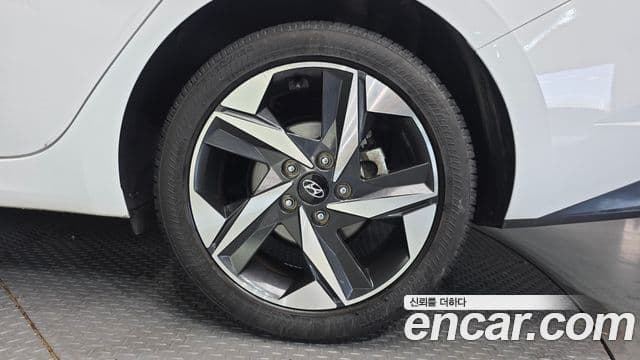 Hyundai Avante (CN7) Inspiration, 2023 все фото