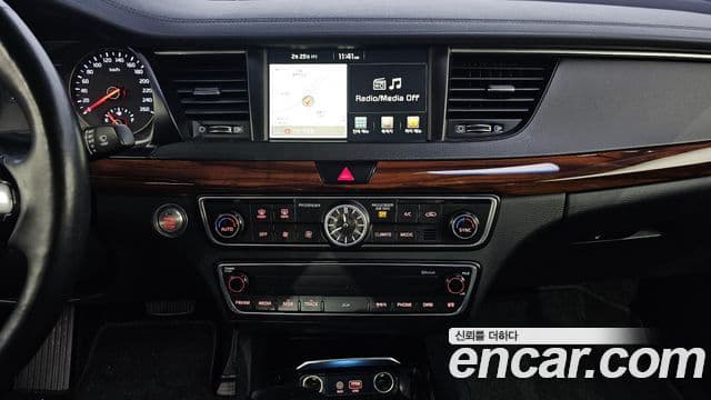 Kia All New K7 Prestige, 2016 15