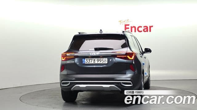 Kia Seltos Signature, 2022 4