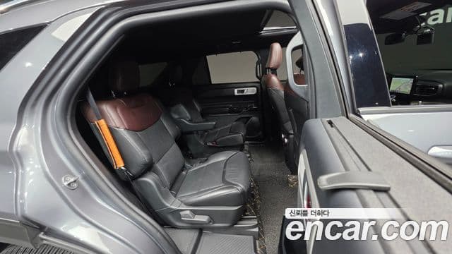 Ford Explorer 6세대 3.0 Platinum 4WD, 2021 19