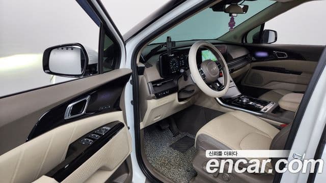 Kia Carnival 4세대 Signature, 2023 10