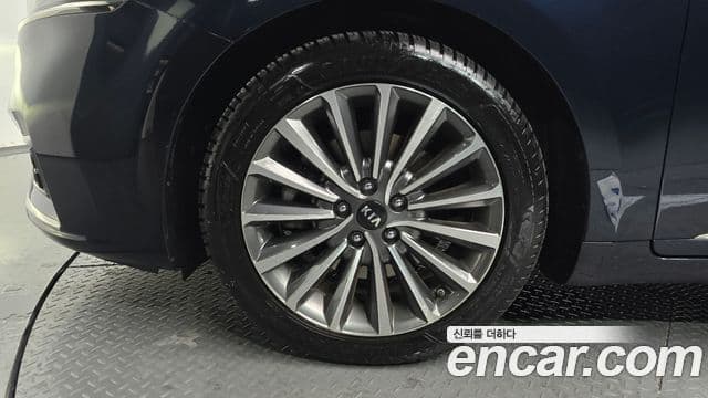 Kia All New K7 3.0 LPI Luxury (арендный автомобиль), 2017 все фото