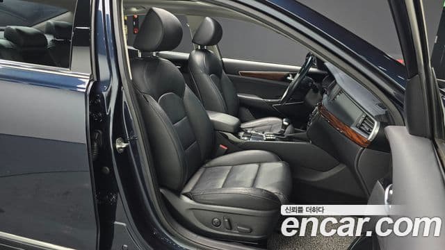 Kia All New K7 3.0 LPI Luxury (арендный автомобиль), 2017 10