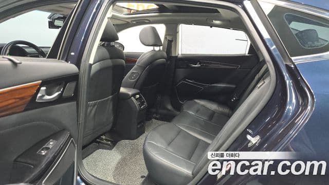 Kia All New K7 3.0 LPI Luxury (арендный автомобиль), 2017 12