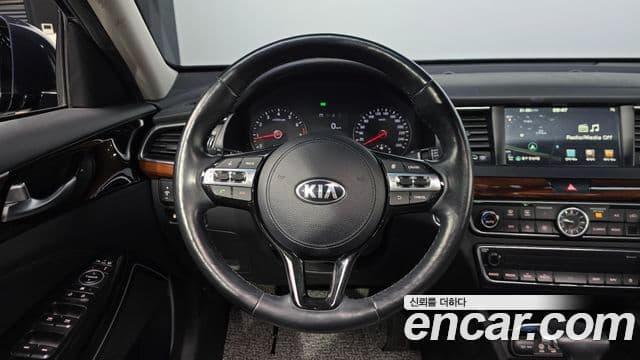 Kia All New K7 3.0 LPI Luxury (арендный автомобиль), 2017 13