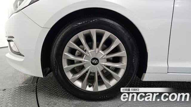 Hyundai LF Sonata 2.0 Care Plus, 2017 все фото