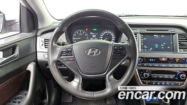 Hyundai LF Sonata 2.0 Care Plus, 2017 13