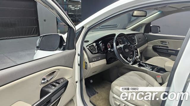 Kia All New Carnival Prestige, 2018 11