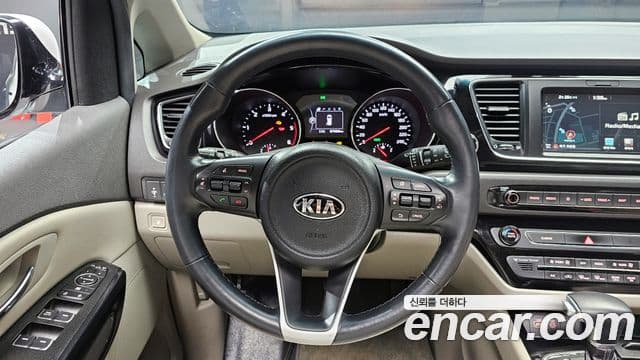 Kia All New Carnival Prestige, 2018 13