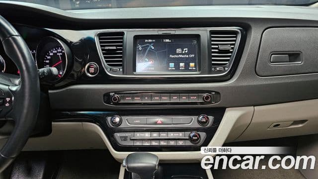 Kia All New Carnival Prestige, 2018 14