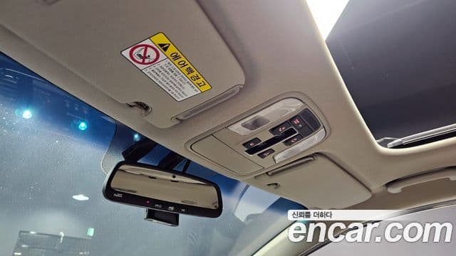 Kia All New Carnival Prestige, 2018 19