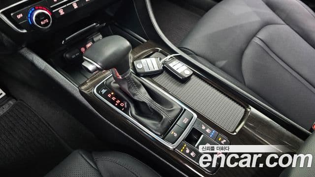 Kia K5 2세대 Noblesse, 2016 9