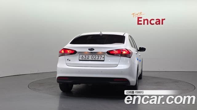 Kia The / новый New K3 Trendy, 2017 4