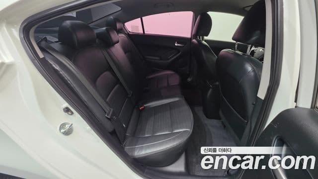 Kia The / новый New K3 Trendy, 2017 19