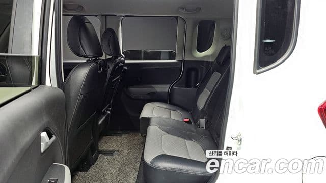 Kia The / новый New Ray Signature, 2021 12