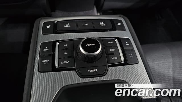 Genesis G80 Luxury, 2017 18