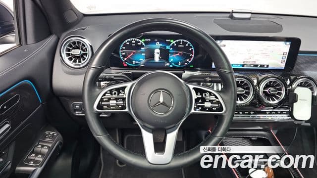 Mercedes-Benz GLB-класс X247 GLB220, 2021 14