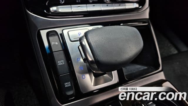 Genesis EQ900 Luxury, 2016 9