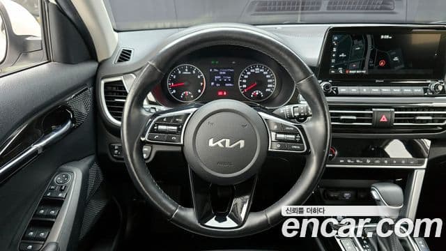 Kia Seltos Signature, 2022 13