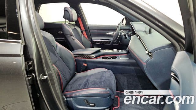 Genesis GV70, 2023 12