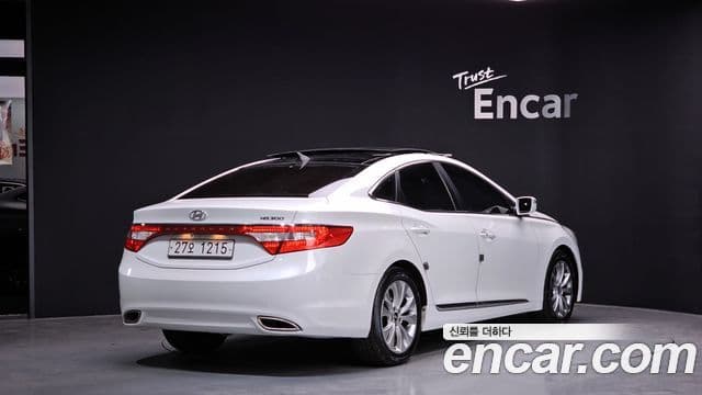 Hyundai Grandeur HG Executive, 2012 2