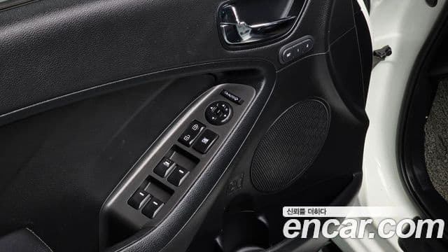 Kia K3 Noblesse, 2015 17