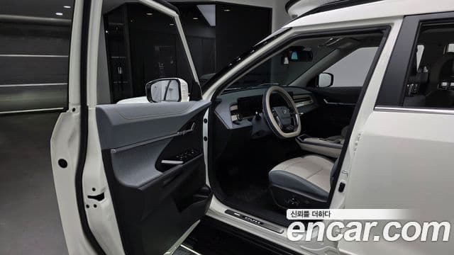 KG모빌리티(SsangYong) Torres EVX E7, 2024 11