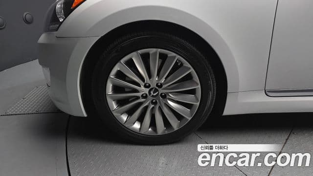 Hyundai Equus(новый кузов / новое поколение) 5.0 экспортная версия, 2014 все фото