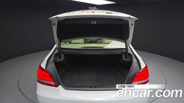 Hyundai Equus(новый кузов / новое поколение) 5.0 экспортная версия, 2014 20