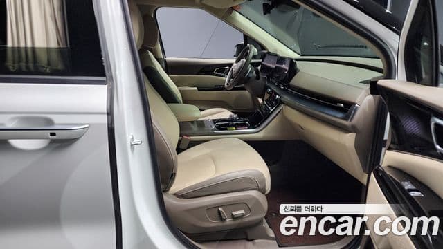 Kia Carnival 4세대 Signature, 2022 10