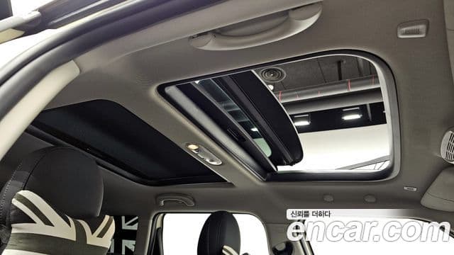 Mini Cooper 클럽맨 2세대, 2022 19