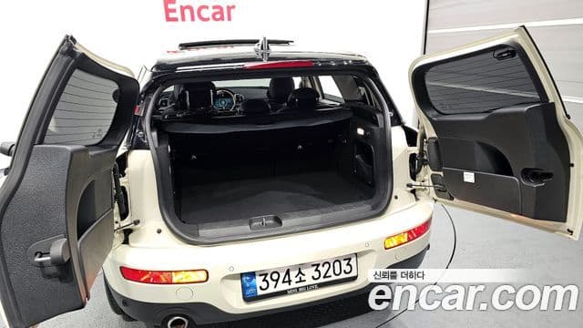 Mini Cooper 클럽맨 2세대, 2022 20