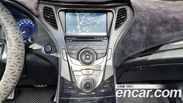 Hyundai Grandeur HG Luxury, 2011 15