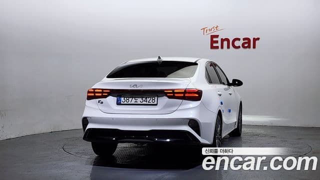 Kia The / новый New K3 2세대 Signature, 2022 4