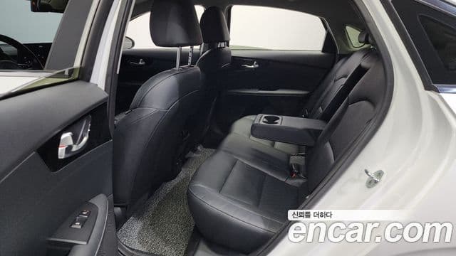 Kia The / новый New K3 2세대 Signature, 2022 12