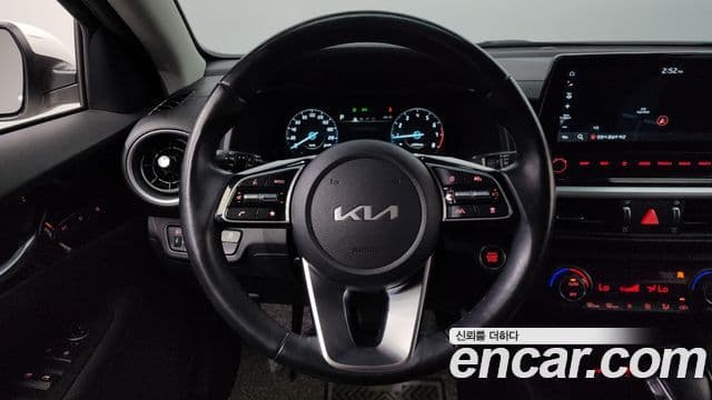 Kia The / новый New K3 2세대 Signature, 2022 16