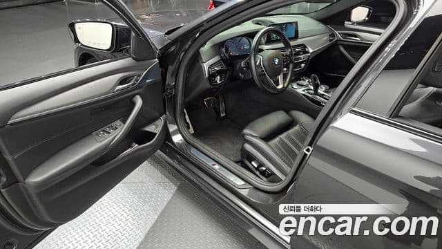 BMW 5시리즈 (G30) 530i M Sport, 2017 10
