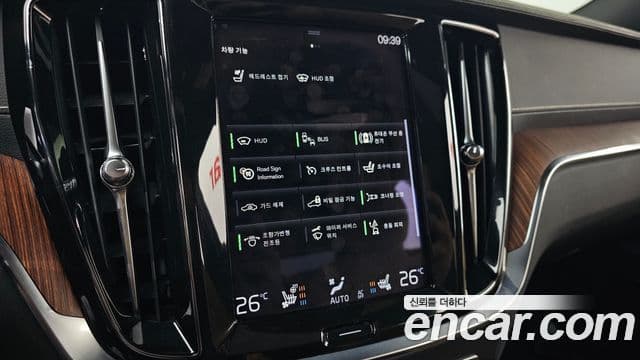 Volvo S60 3세대 B5 Inscription, 2022 17