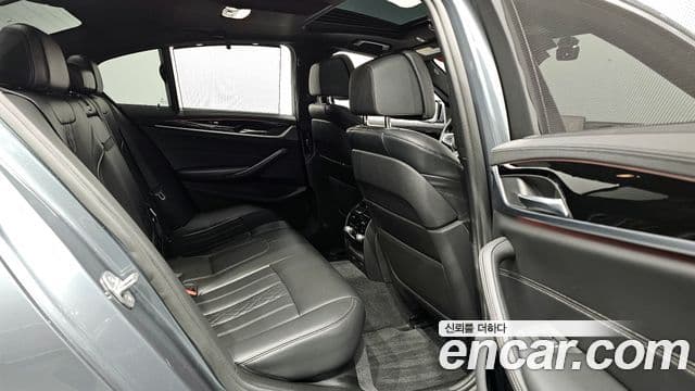BMW 5시리즈 (G30) 520d xDrive M Sport Plus, 2018 11