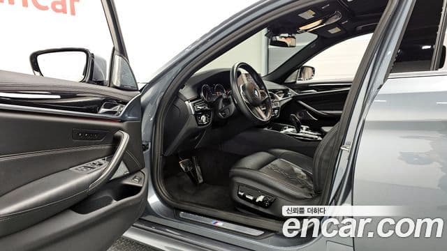 BMW 5시리즈 (G30) 520d xDrive M Sport Plus, 2018 12