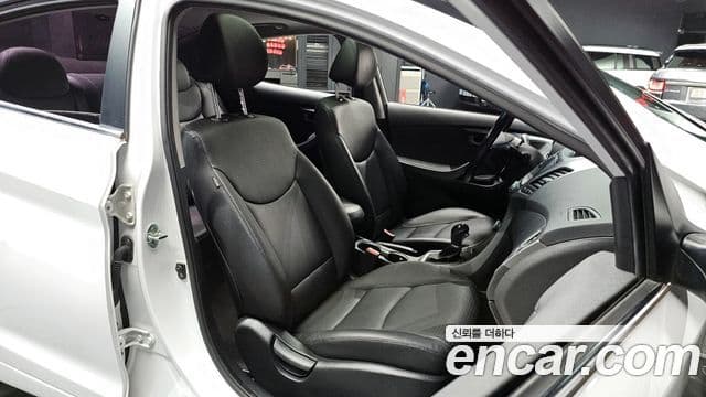 Hyundai The / новый New Avante 빌트인캠2 — базовая версия - Built-in Cam 2, 2015 10