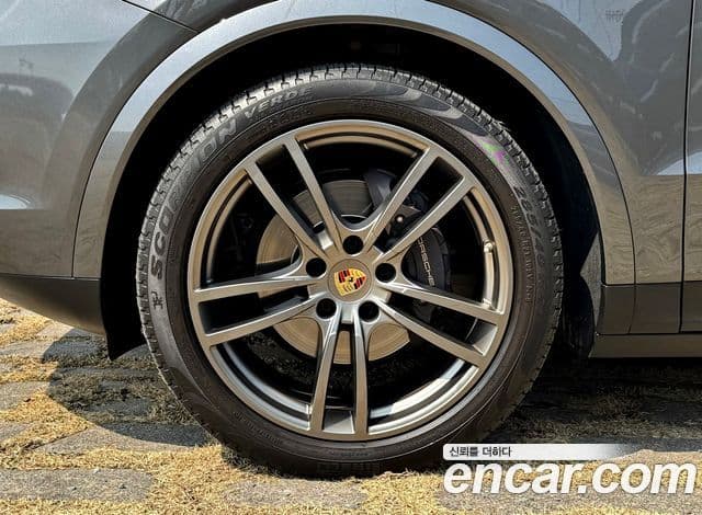 Porsche Cayenne (PO536) 3.0 купе, 2021 6