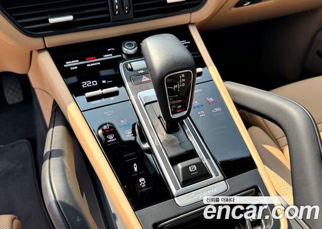 Porsche Cayenne (PO536) 3.0 купе, 2021 11