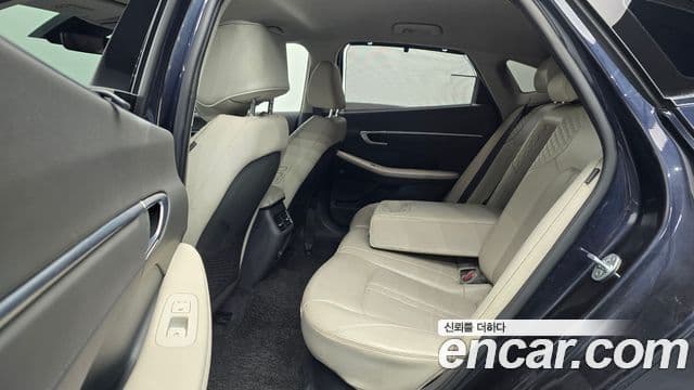 Hyundai Sonata гибрид (DN8) Inspiration, 2020 12