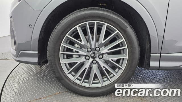 Audi Q3 (F3) Premium, 2023 все фото